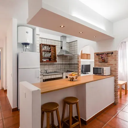 Apartamento Residencial Con Piscina En Adeje Апартаменты